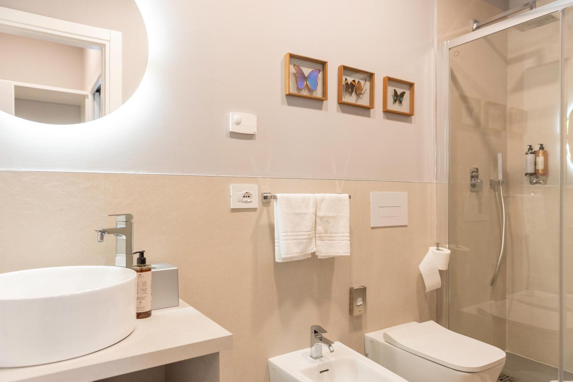Regina Boutique Suites Trieste Extérieur photo