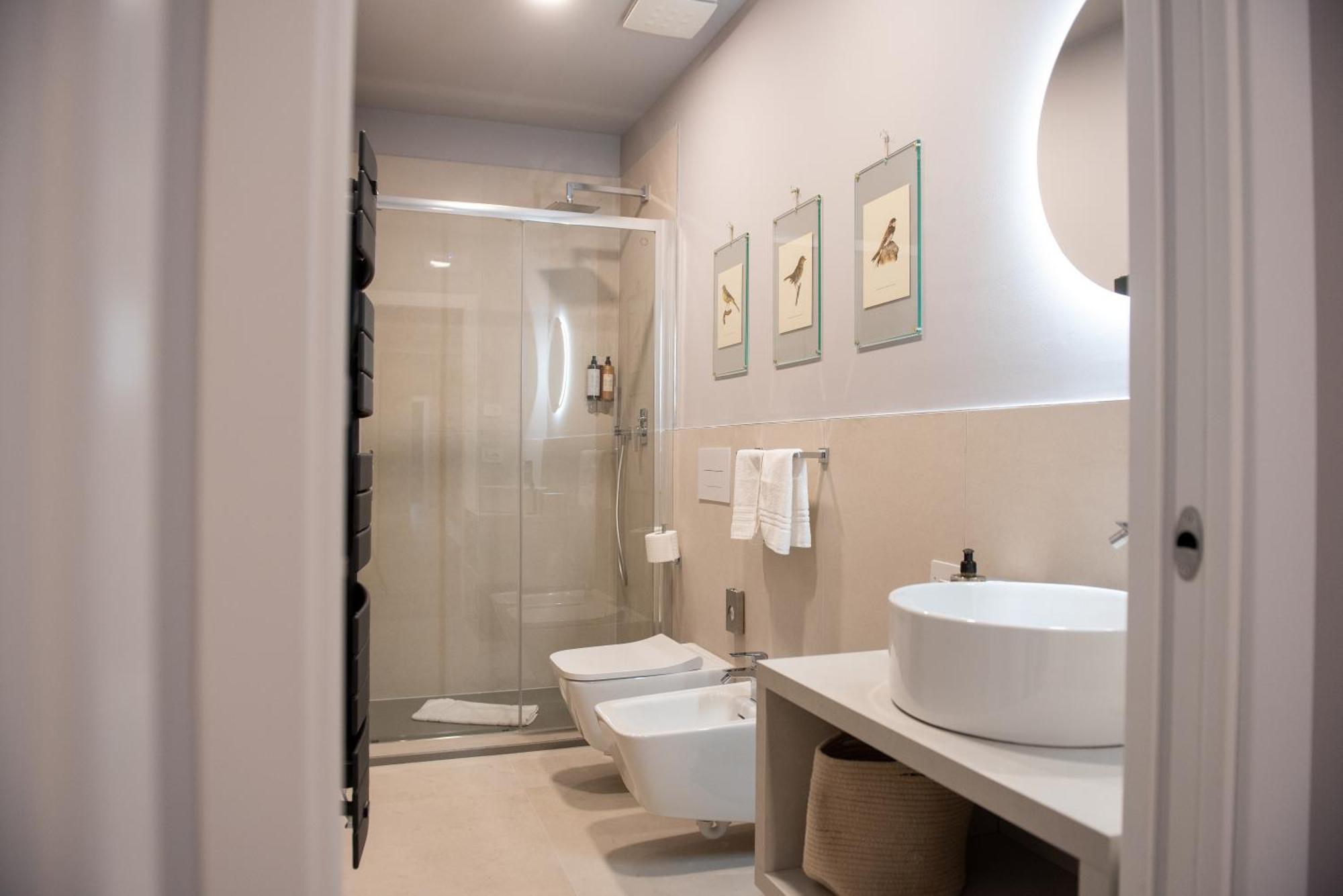 Regina Boutique Suites Trieste Extérieur photo